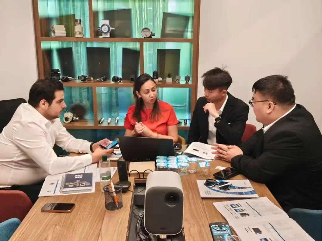 Face-to-face exchanges provided a high-quality platform for candid communication and deep interaction