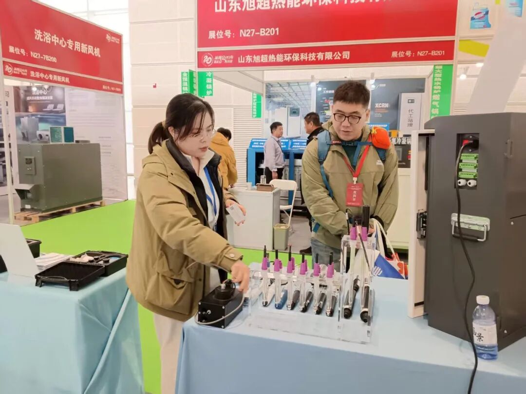 At the exhibition, numerous hot spring facility operators and swimming pool equipment purchasers showed strong interest in Chunye Technology's products.